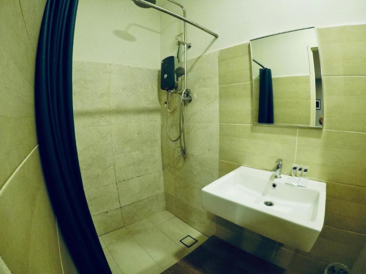 Golden Leaf Boutique Hotel Nusa Idaman Formerly Known As Ariana Hotel Johor Bahru Dış mekan fotoğraf