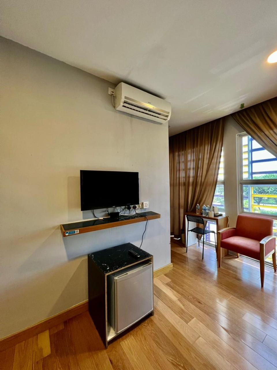 Golden Leaf Boutique Hotel Nusa Idaman Formerly Known As Ariana Hotel Johor Bahru Dış mekan fotoğraf
