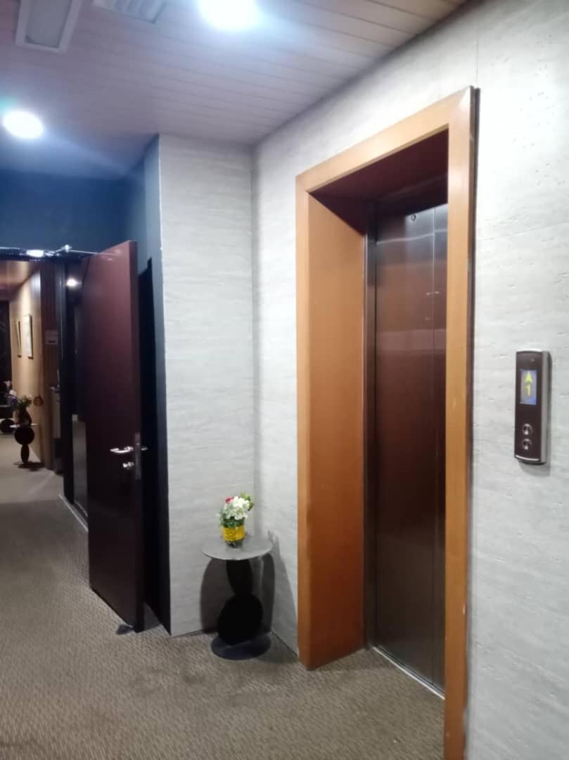 Golden Leaf Boutique Hotel Nusa Idaman Formerly Known As Ariana Hotel Johor Bahru Dış mekan fotoğraf